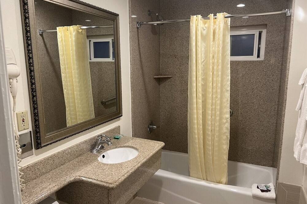 レドンド イン アンド スイーツ 写真