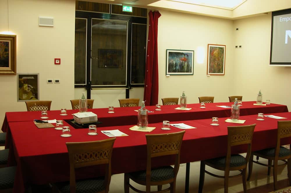 ホテル ジョリ 写真