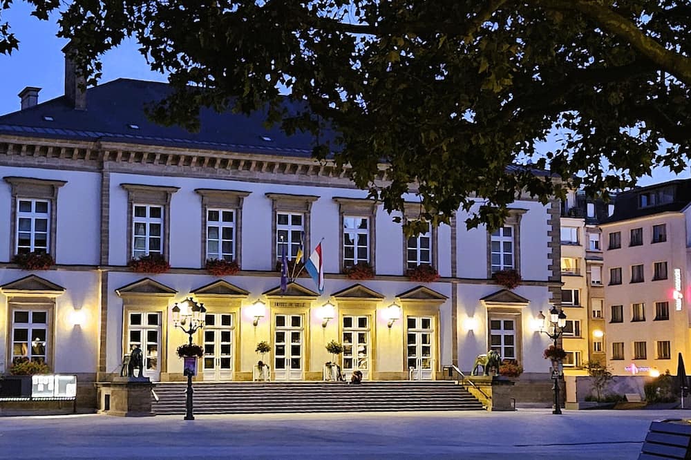 イビス スタイルズ ルクセンブルク センター ガール 写真