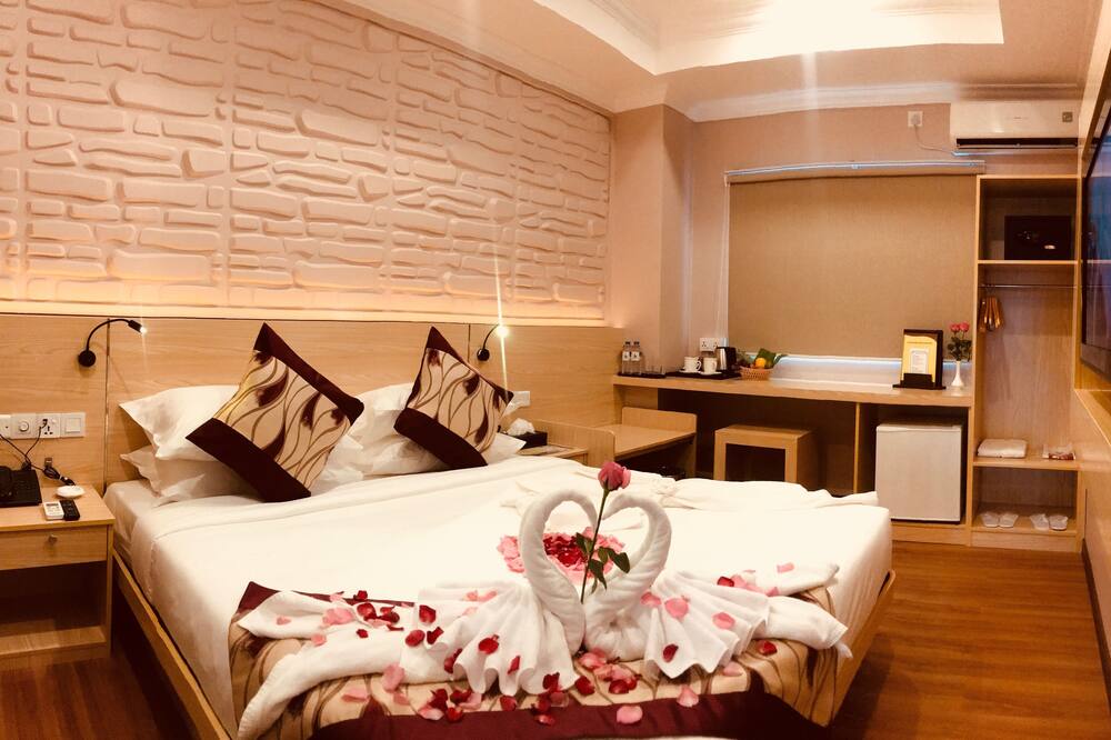 ホテル シュウェ ゴーン ダイン 写真