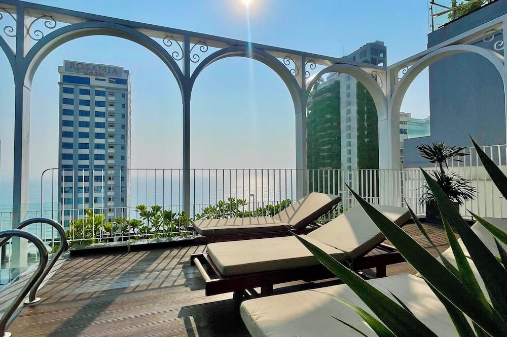 ゴールデン ロータス ラグジュアリー ホテル ダ ナン 写真