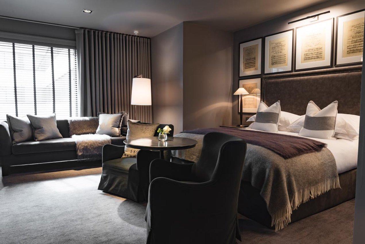 ダコタ リーズ 写真