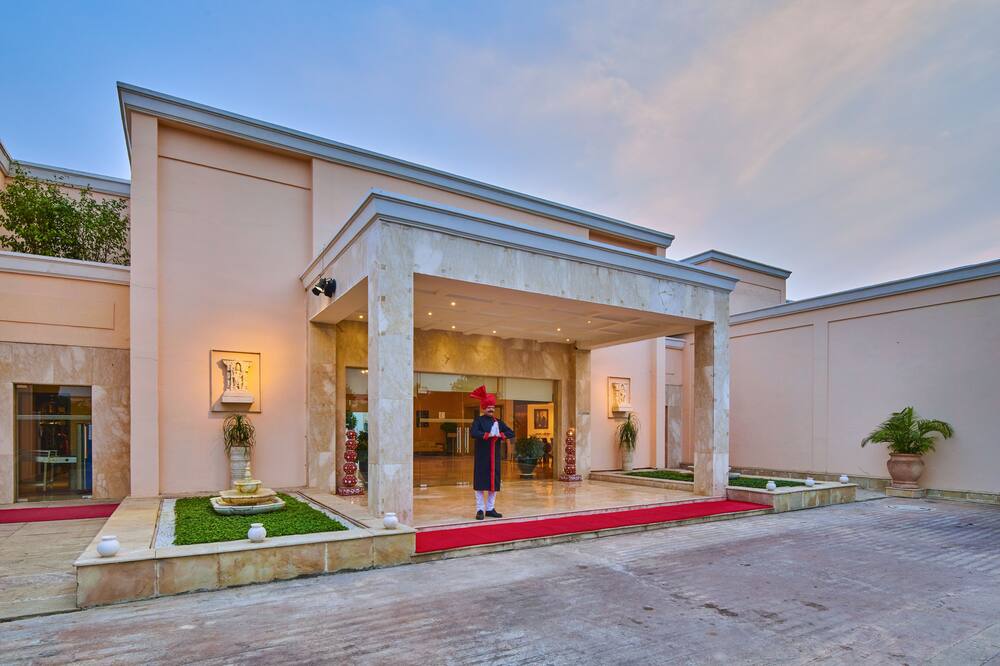 The LaLiT Temple View Khajuraho 写真