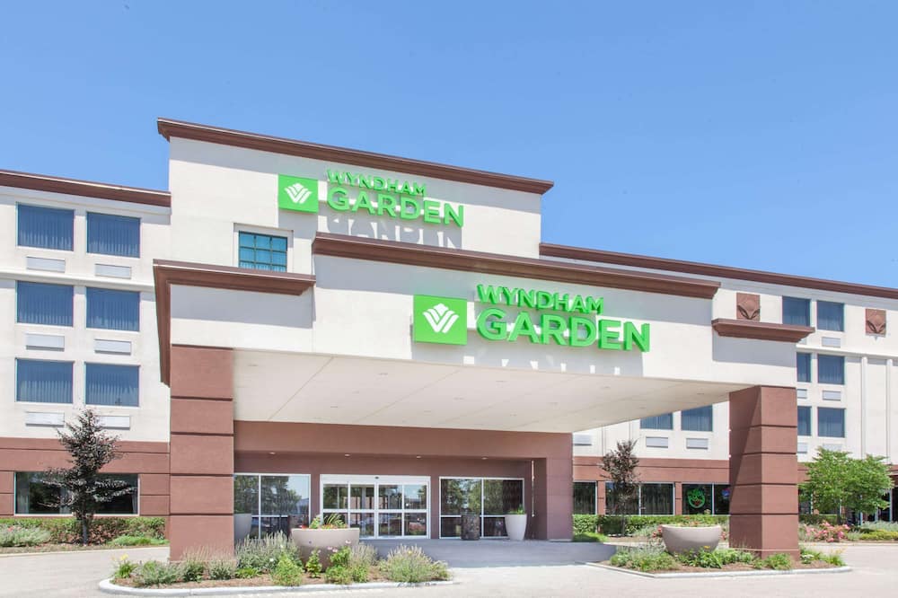 ウィンダム ガーデン エルク グローブ ビレッジ オヘア 写真