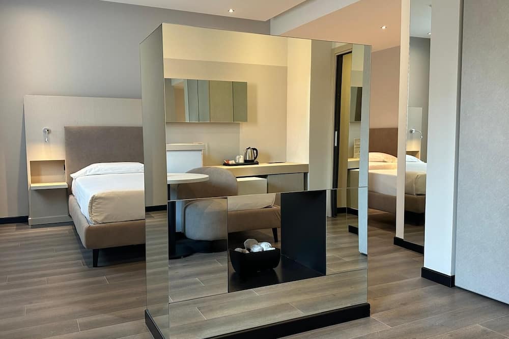 ホテル クルーズ 写真