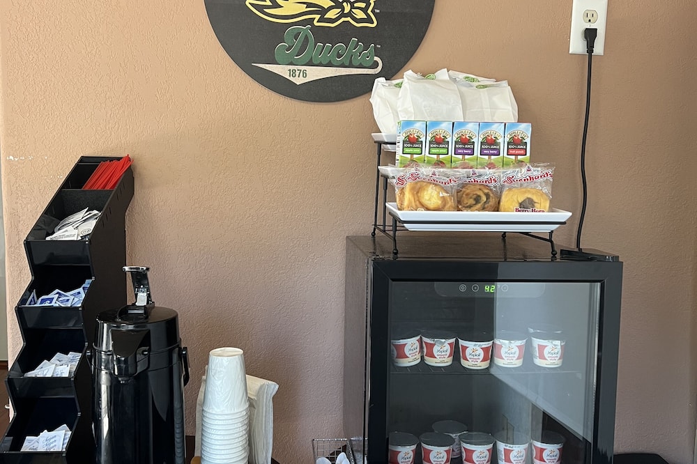 アメリカズ ベスト バリュー イン ユージーン 写真