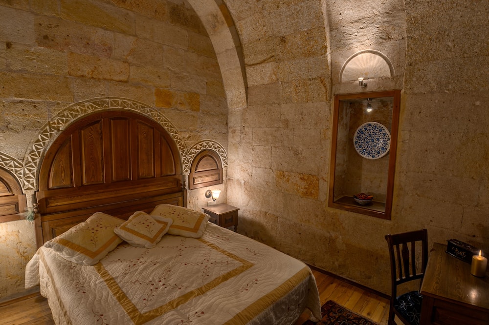 ホテル テメニ エヴィ 写真