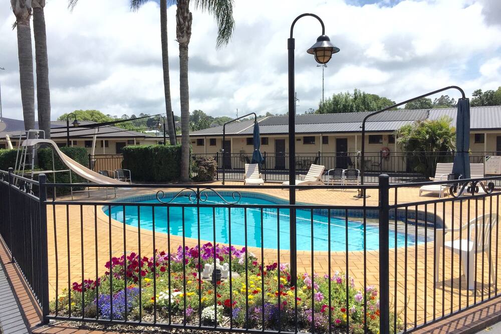 ジェームズ ストリート モーター イン 写真