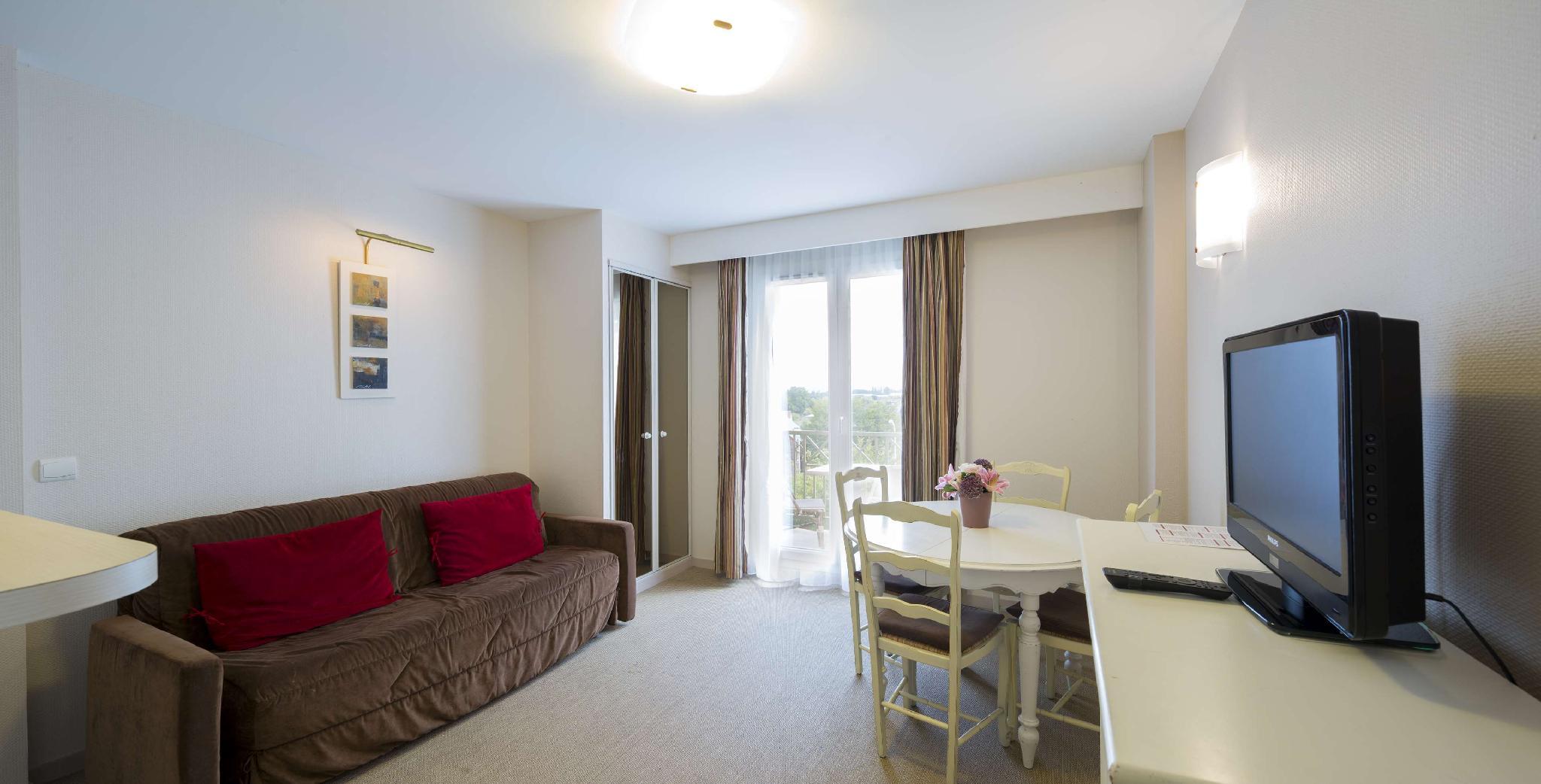 チューリップ イン オンフルール レジデンス 写真