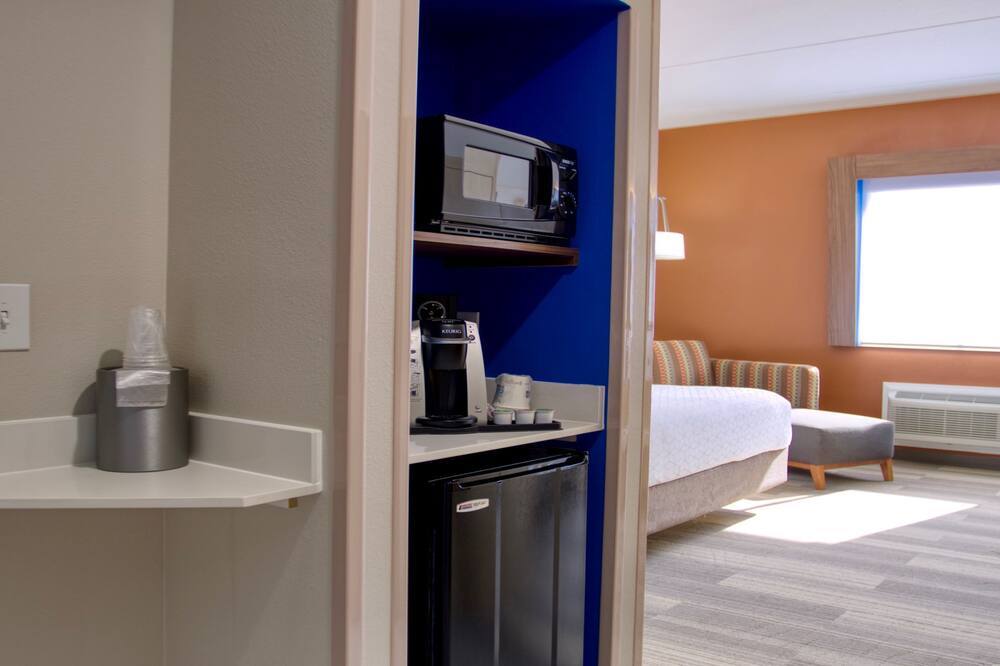 ホリデイ イン エクスプレス ホテル & スイーツ バイラム by IHG 写真