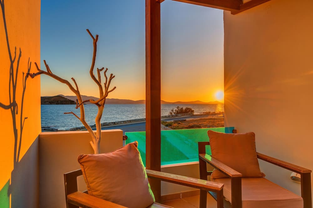 ニッサキ ビーチ ホテル 写真