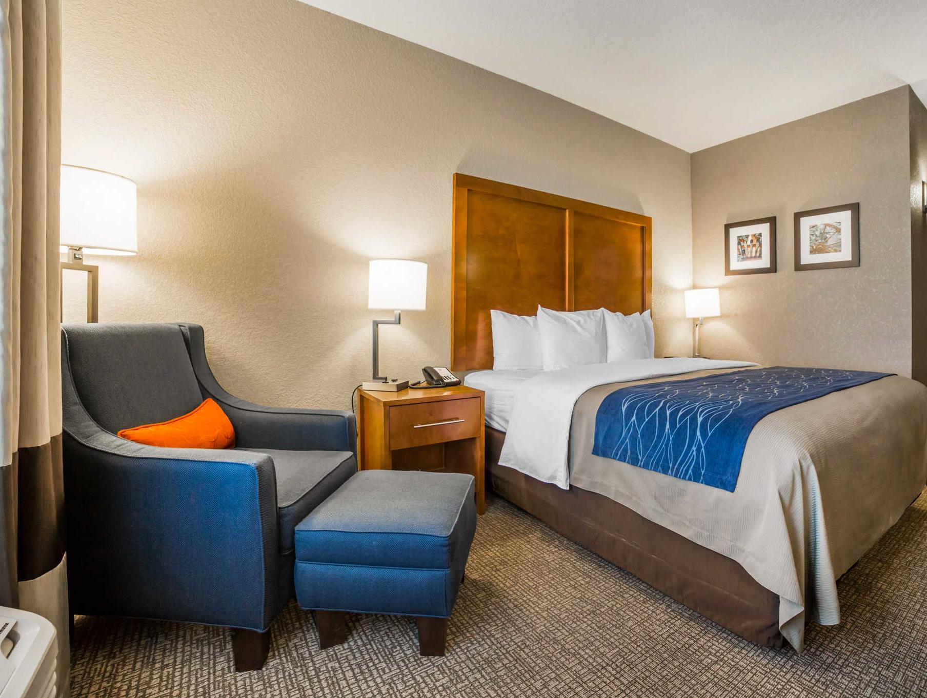 Comfort Inn & Suites 写真