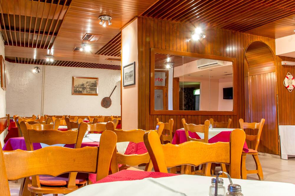 Hotel Jadran Šibenik 写真