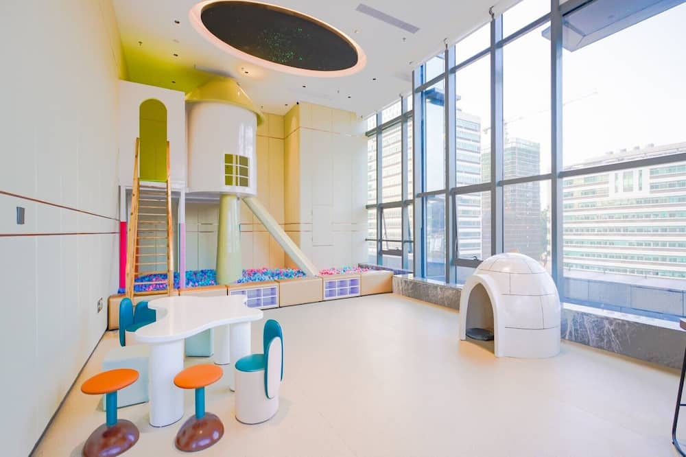 Elephant Hotel 写真