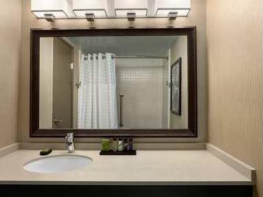 エンバシー スイーツ バイ ヒルトン ロサンゼルス インターナショナル エアポート サウス 写真