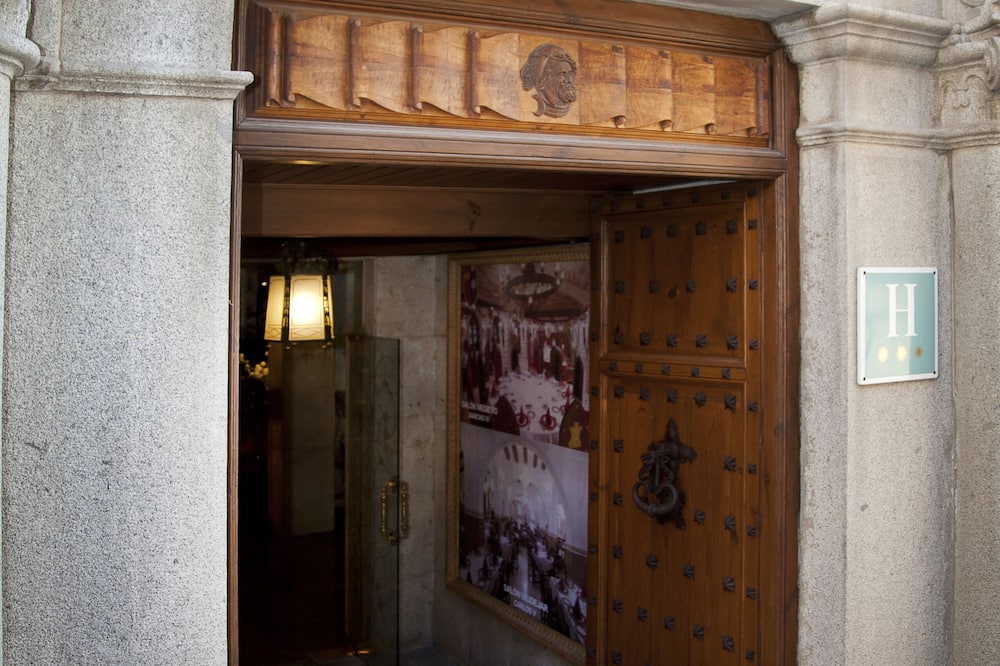 ホテル カルロス V 写真