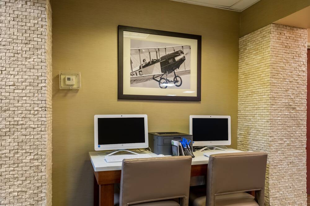 コンフォート イン & スイーツ デイトン ノースウェスト - エングルウッド 写真