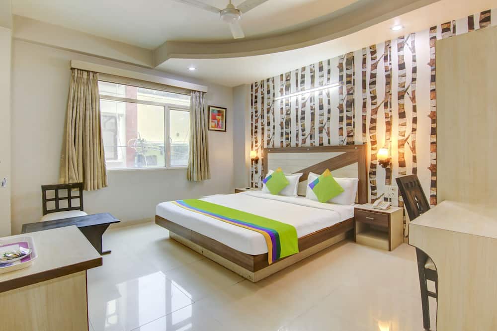 ツリーボ ロックウェル プラザ 写真