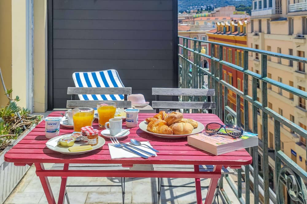 アパートホテルAMMIニースマッセナ（元アジュパ） 写真