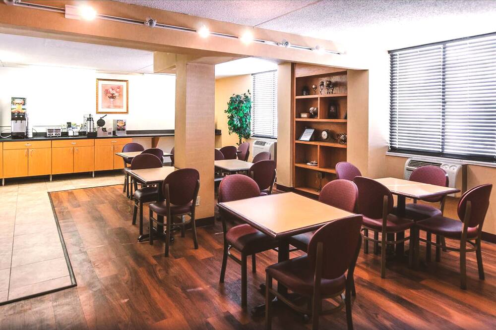 キー イン ローズビル 写真