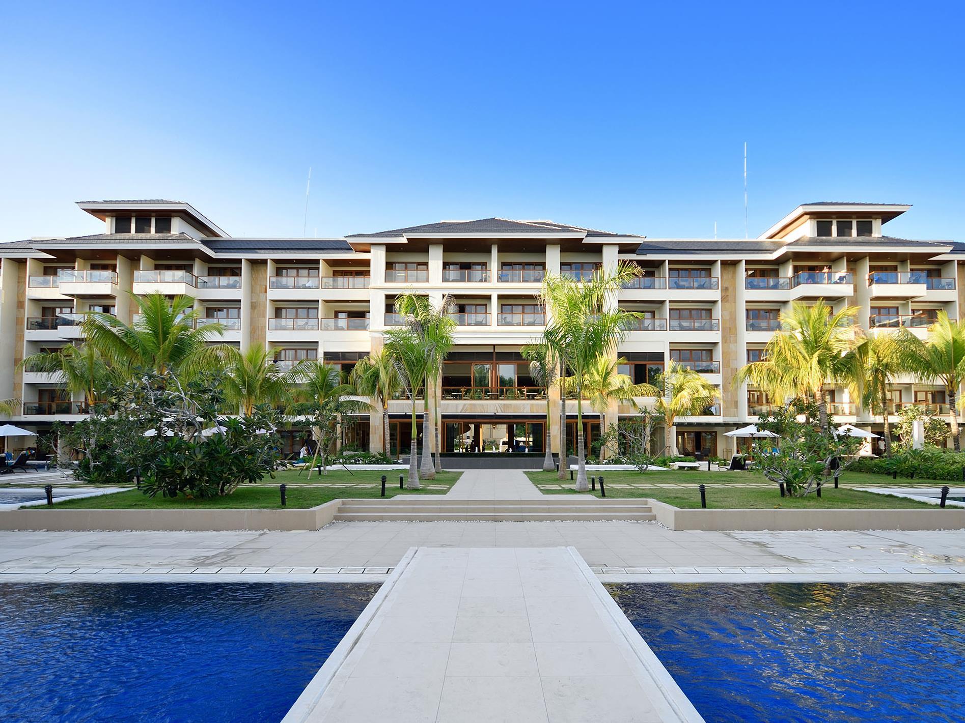 ヘナン リゾート アローナ ビーチ 写真