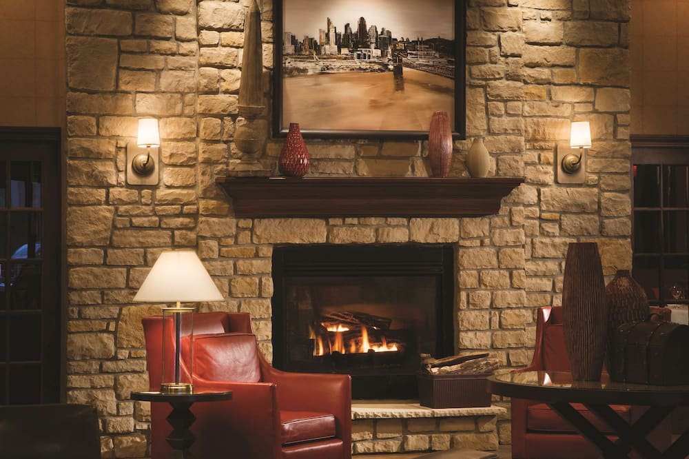 DoubleTree by Hilton Hotel Cincinnati Airport 写真