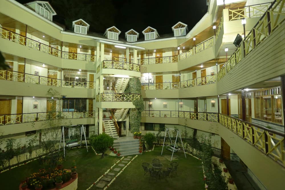 スノー バレー リゾート アンド スパ  ア セントラリー ヒーテッド マウンテン サイド リゾート 写真