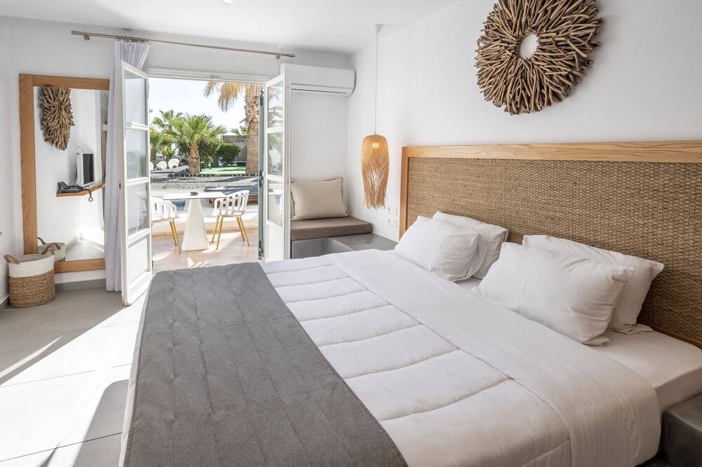 メディテレニアン ホワイト ホテル 写真