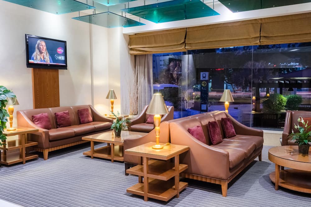 アベニュー ホテル 写真