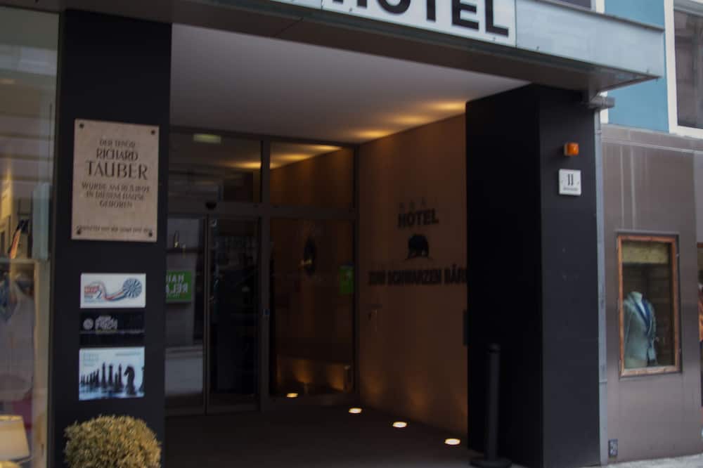 ホテル シュバルツァー ベア 写真