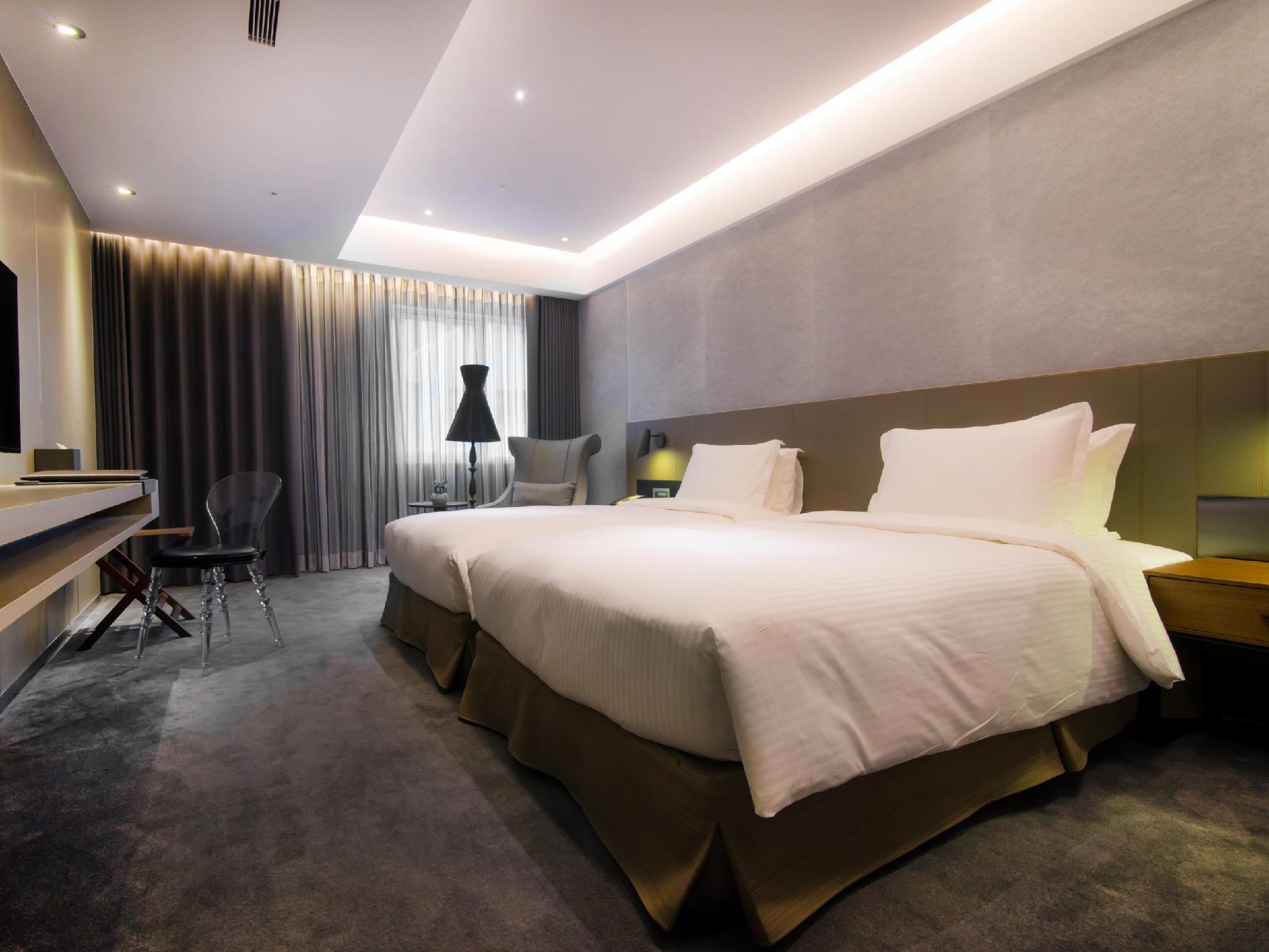 CHECK イン タイペイ ナンジン 写真