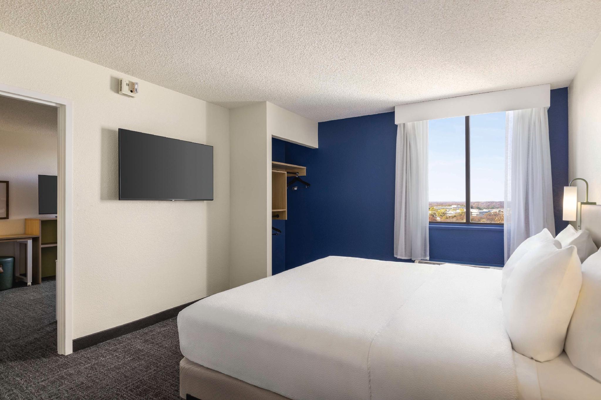 Spark by Hilton Germantown Washington DC North 写真
