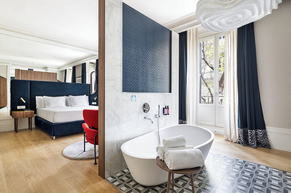 One Shot Recoletos 写真