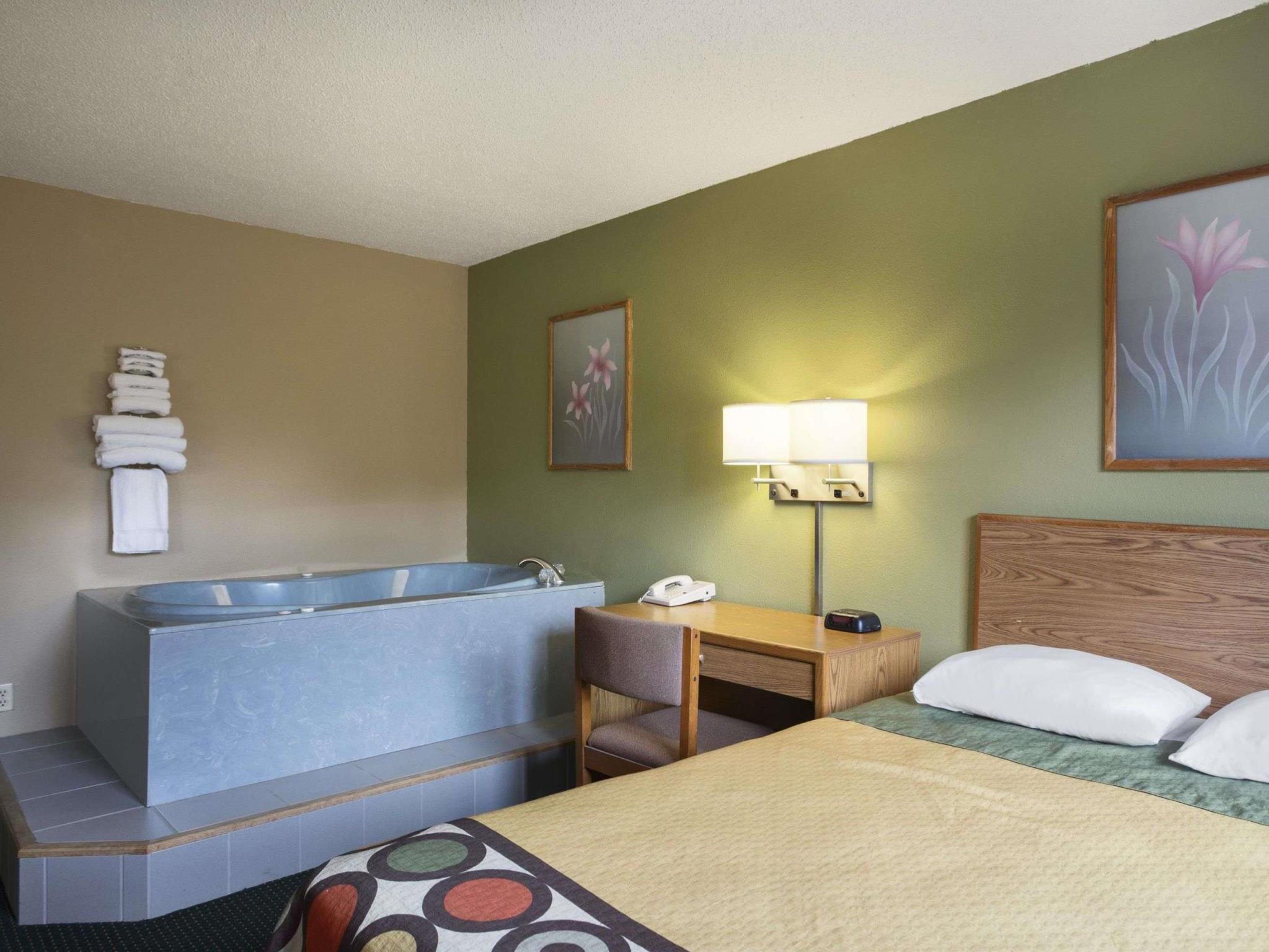 スーパー 8 バイ ウィンダム メイフィールド 写真