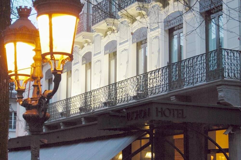 アルティ ホテル 写真