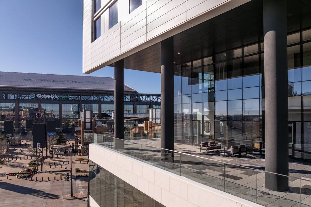 ロウズ アーリントン 写真