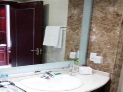 チンタオ フアシ ホテル ジモ 写真