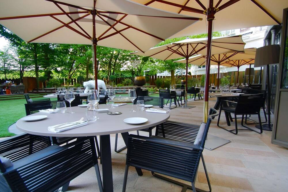 グラン オテル ラ クロッシュ ディジョン エムギャラリー コレクション 写真