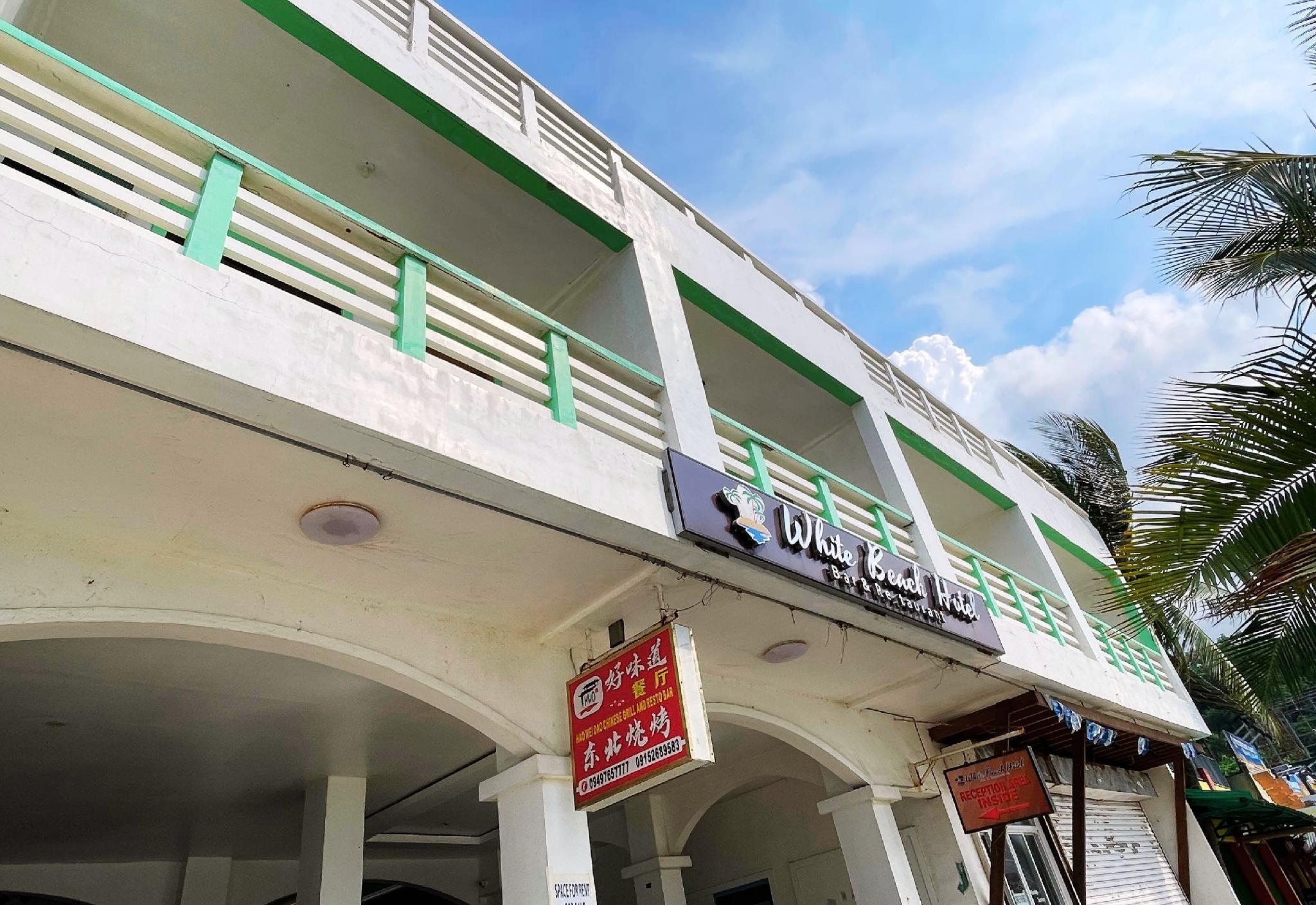 ホワイト ビーチ ホテル プエルト ガレラ パワード バイ ココテル 写真