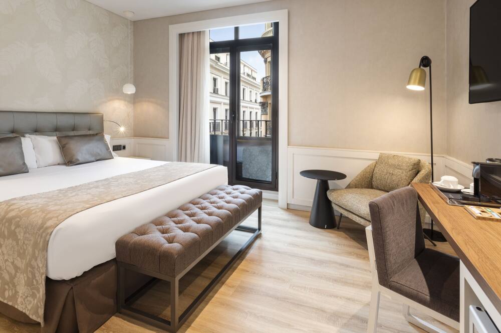 カタロニア プエルタ デル ソル ホテル 写真