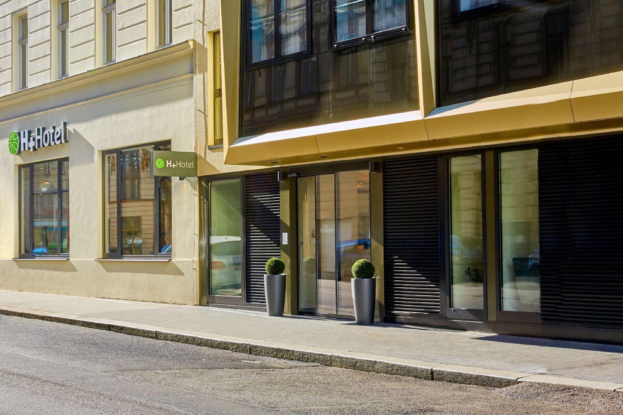 H+ ホテル ウィーン 写真