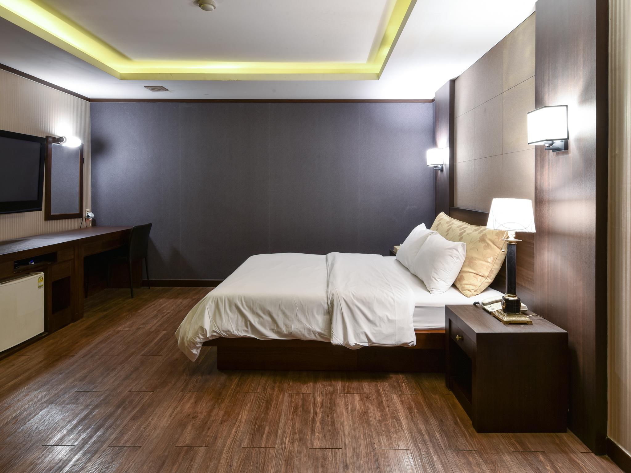 ベニキア ホテル ノブレス 写真