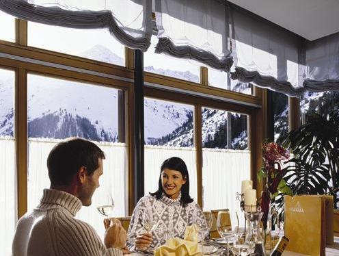 Hotel Vier Jahreszeiten 写真