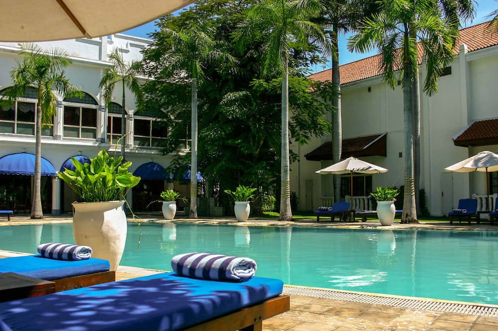 ホテル マジャパヒット スラバヤ Mギャラリー 写真