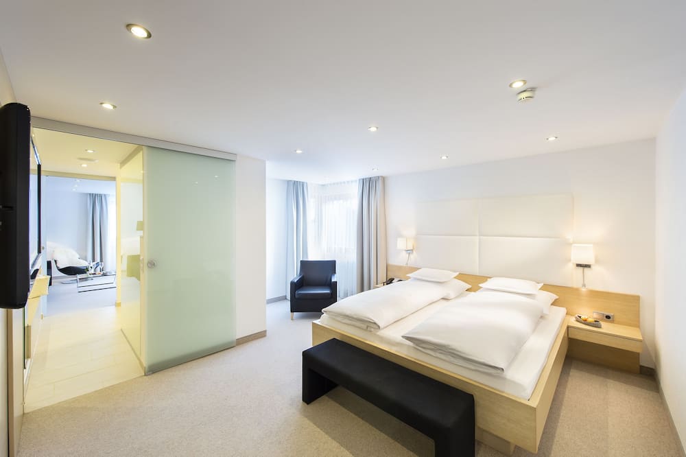 ホテル ロッセル 写真