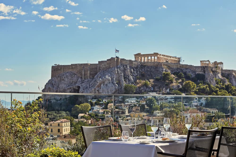 エレクトラ メトロポリス ホテル 写真