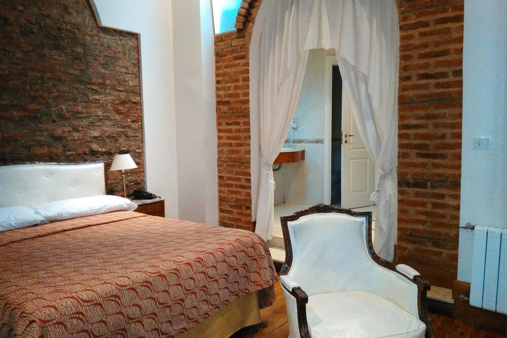 ホテル AYB インターナショナル 写真