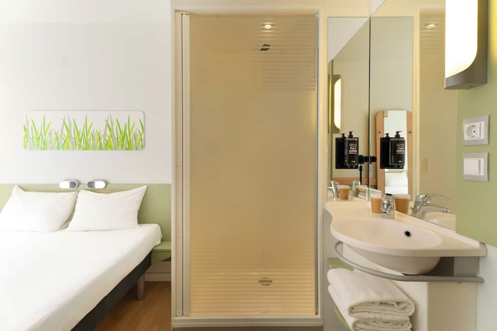 イビス バジェット マドリード セントロ ラス ベンタス 写真