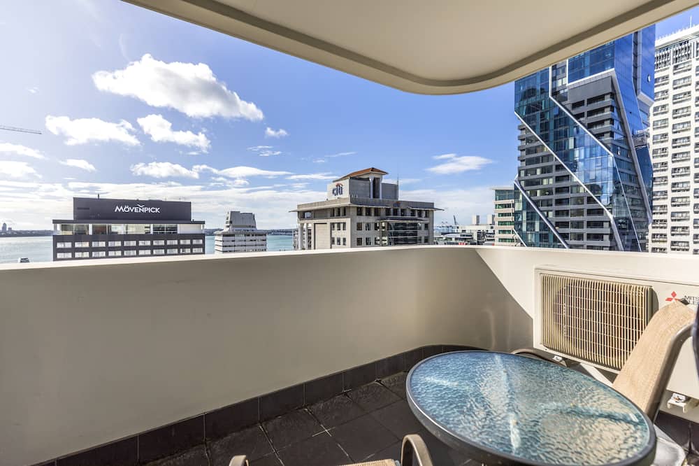 クエスト オン クイーン 写真