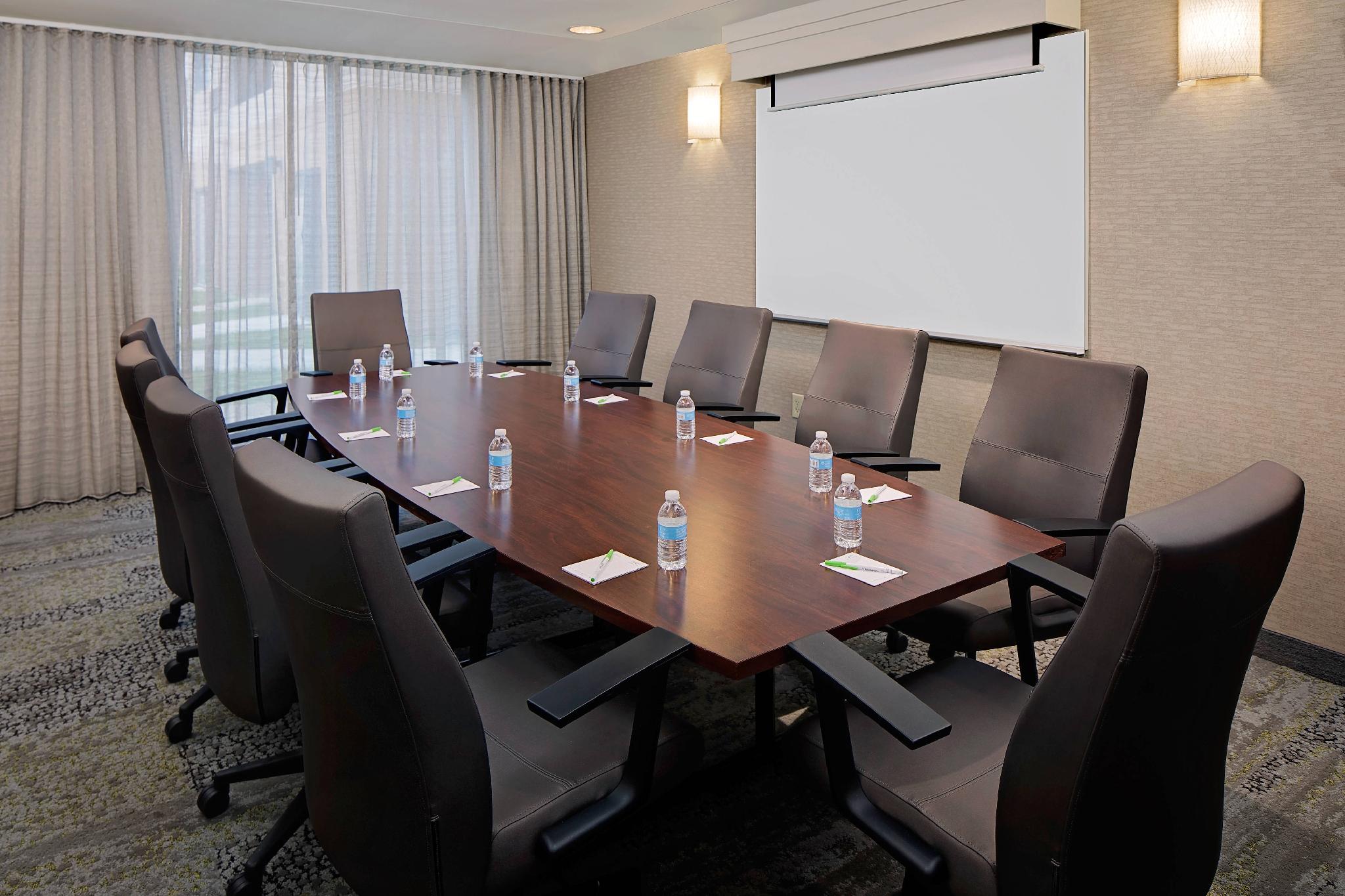 Courtyard by Marriott Richmond Airport 写真
